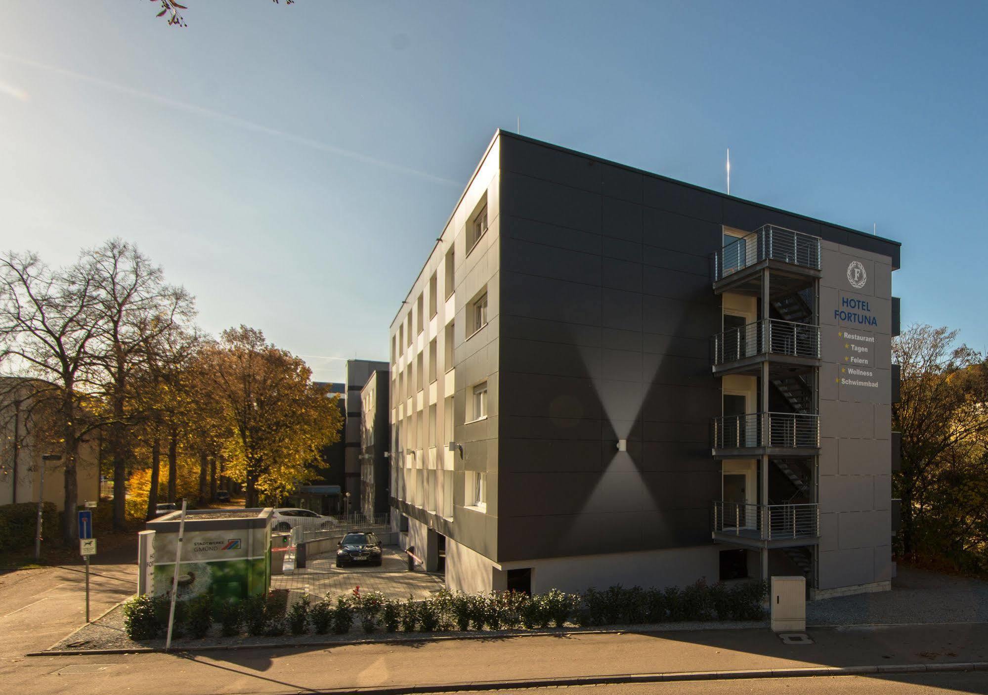 Hotel Fortuna Schwaebisch Gmuend Exterior photo